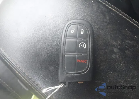 2018 Jeep Cherokee Latitude Plus 4X4 z USA, uszkodzony, nr VIN 1C4PJMLX7JD501618